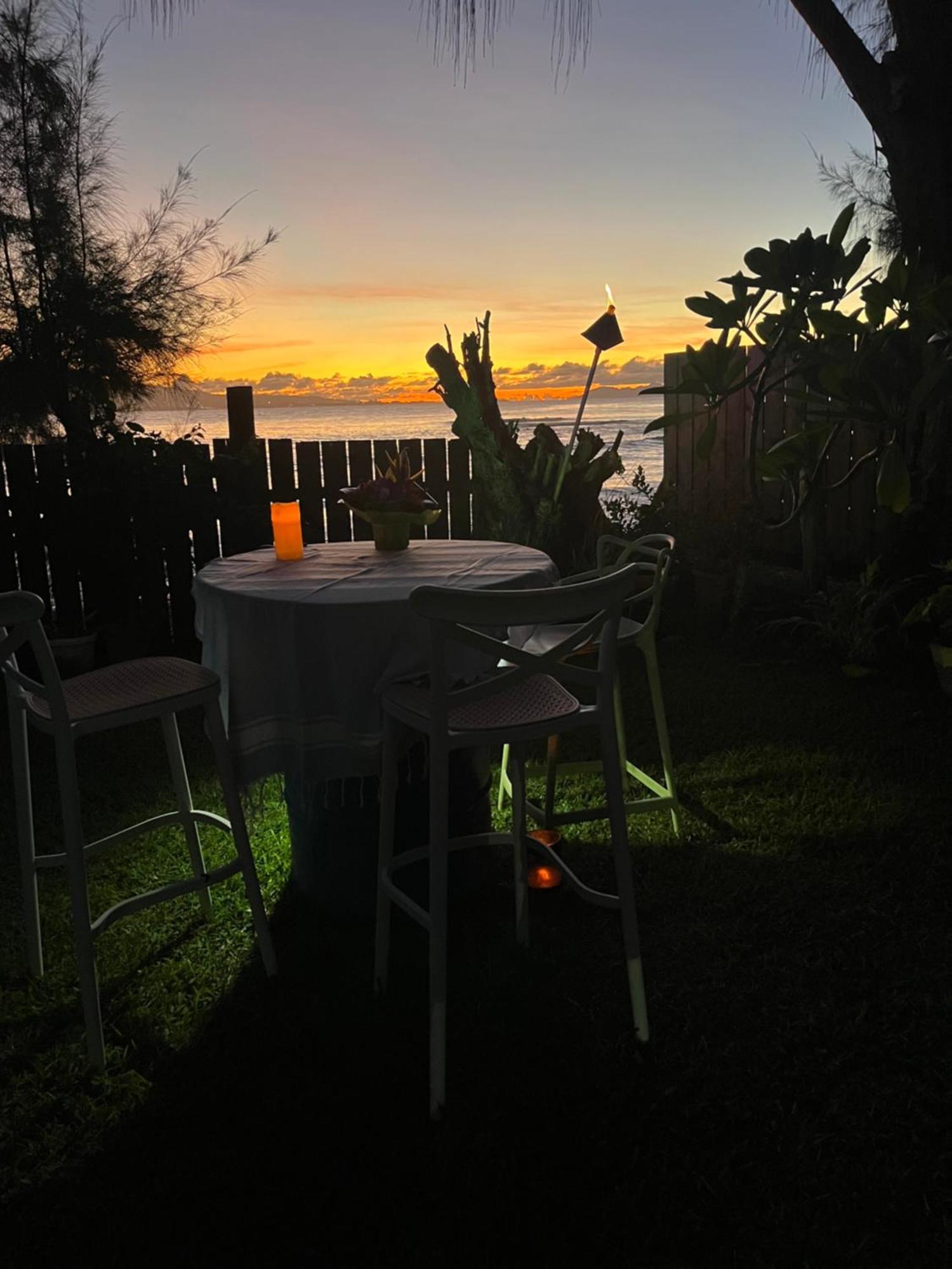 Mahina Pointe Venus Lodge מראה חיצוני תמונה